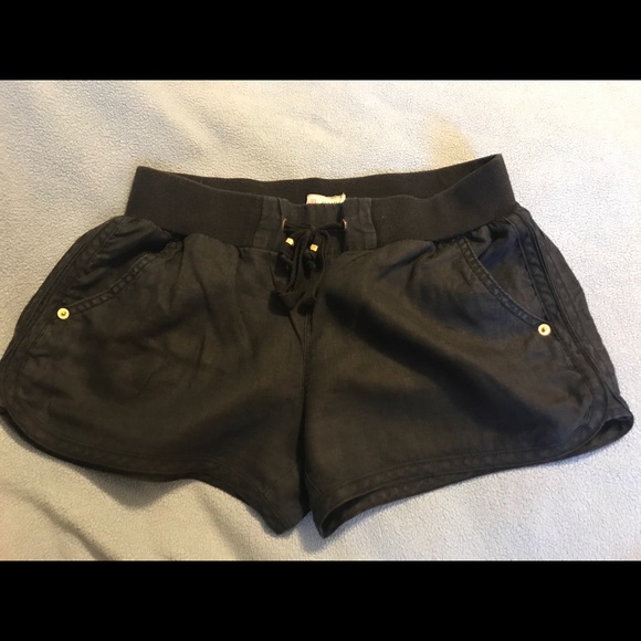 Guess Pants - Guess Black Shorts